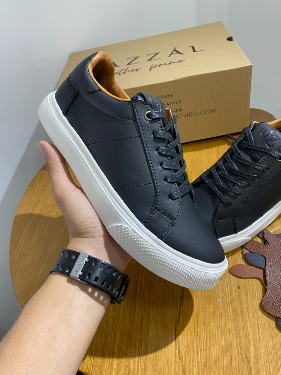 Sneaker Clásico Negro