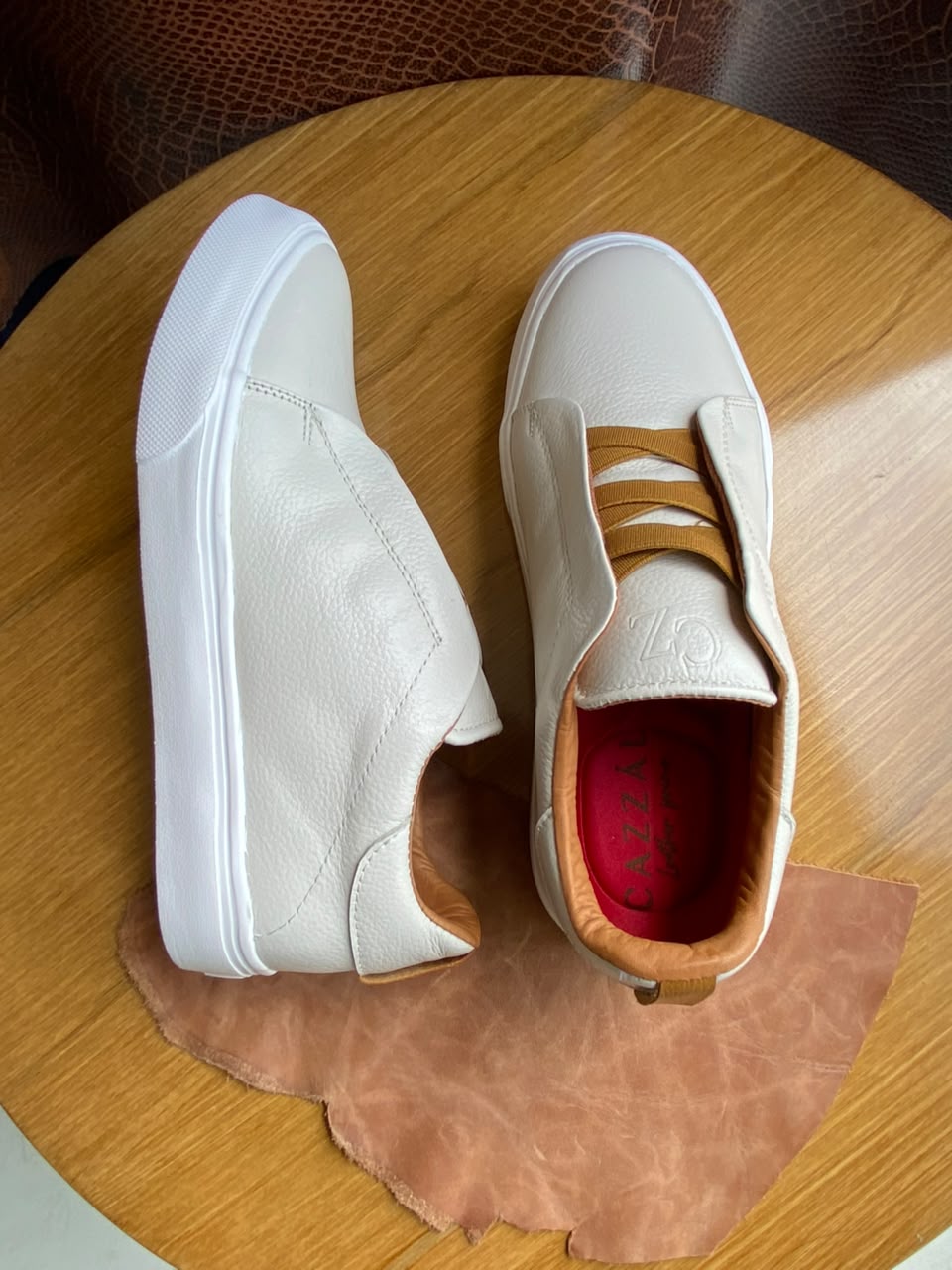 Clásico Monasterio Beige