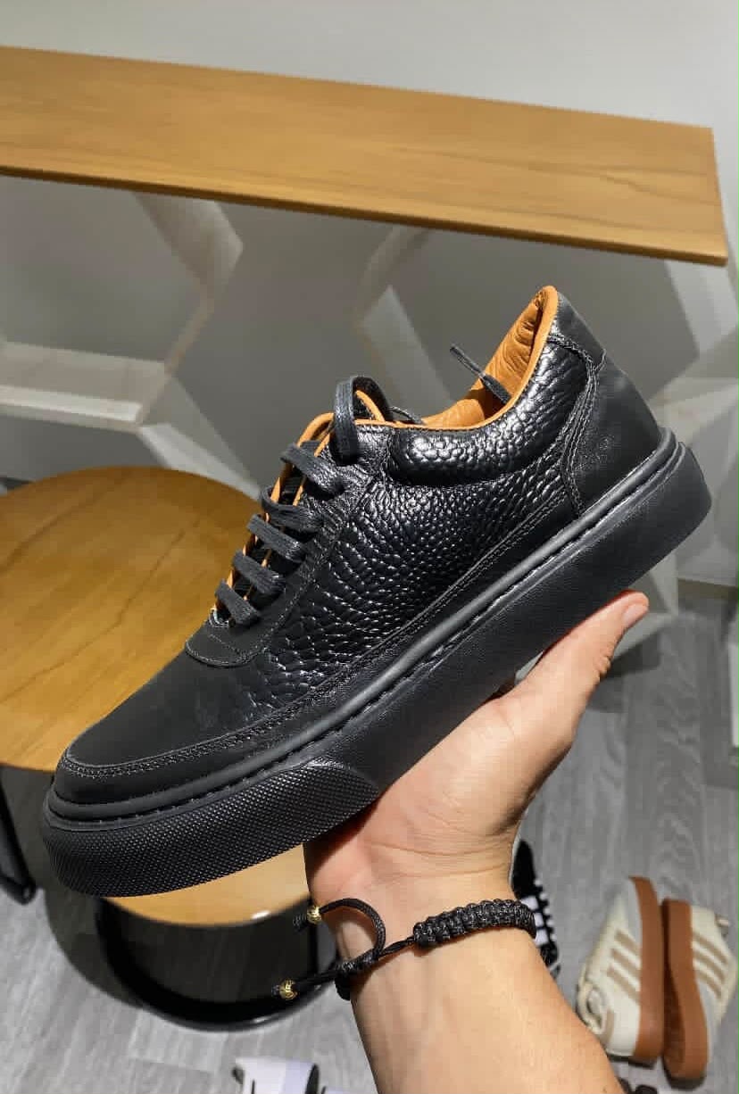 Sneaker Cobra Black