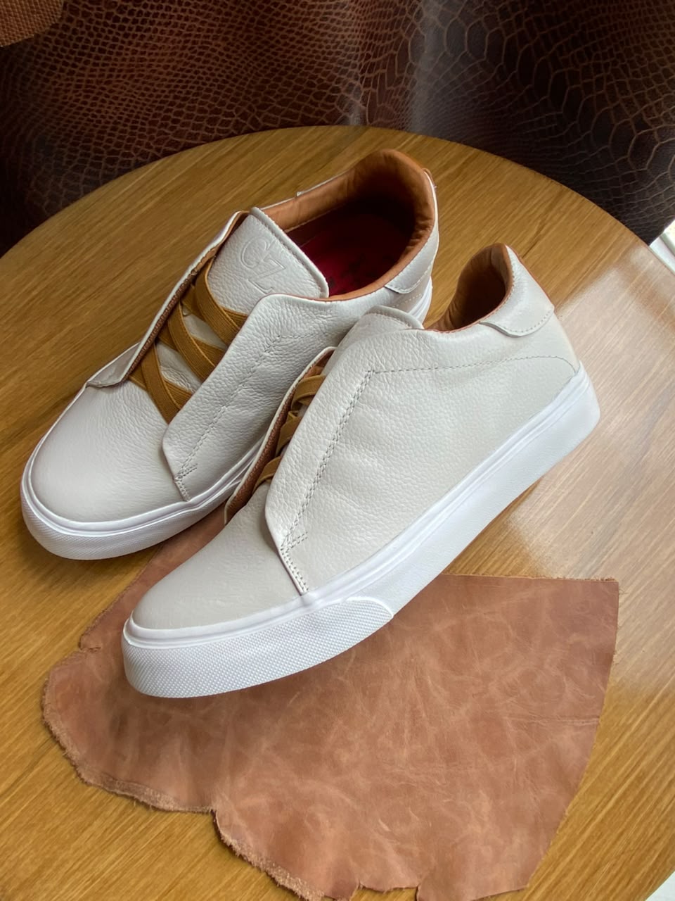 Clásico Monasterio Beige